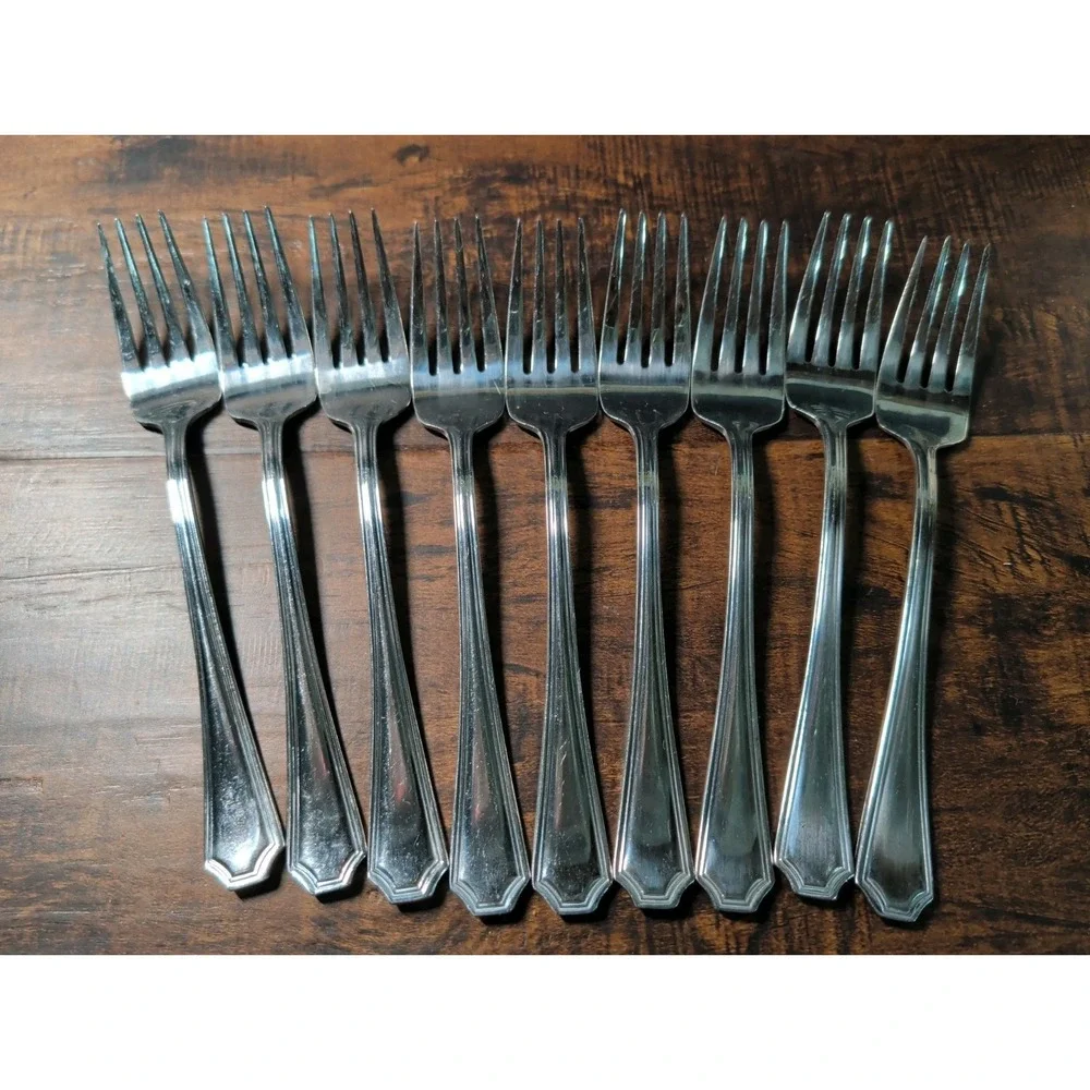Casino Dinner Fork Lot of 9 Wallace 18/10 Glossy  Stainless Flatware